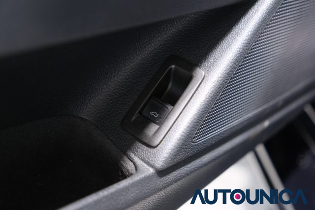 VOLKSWAGEN Scirocco usata 30