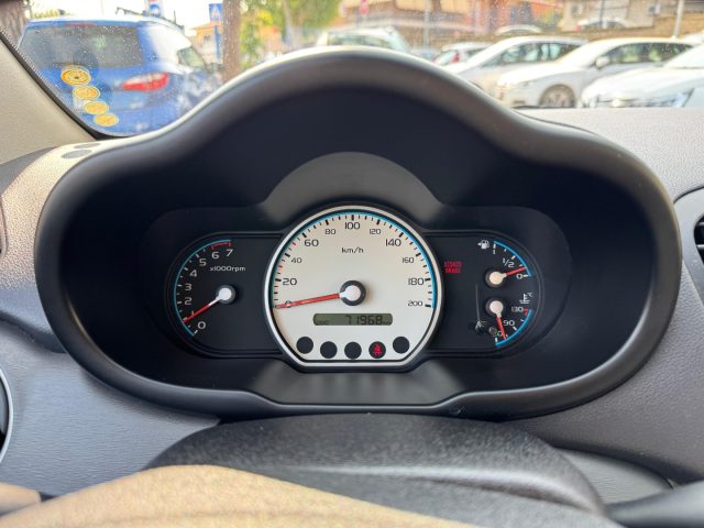 HYUNDAI i10 usata, con Park Distance Control