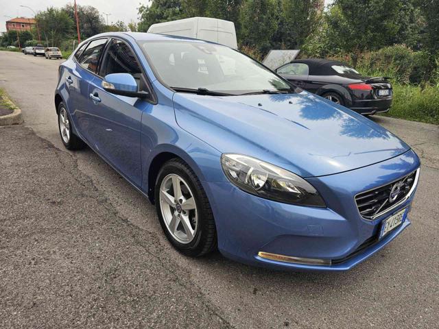 VOLVO V40 usata, con Cerchi in lega