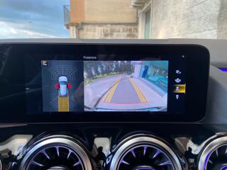 MERCEDES-BENZ GLA 200 usata, con Luci diurne LED