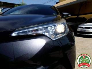 TOYOTA C-HR usata, con MP3