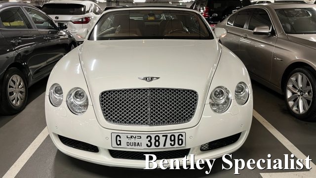 BENTLEY Continental usata, con Autoradio