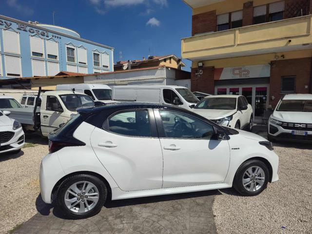TOYOTA Yaris usata, con ESP