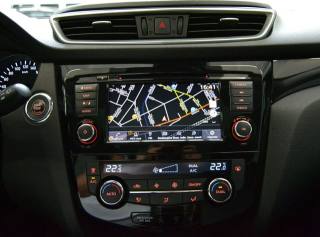 NISSAN Qashqai usata, con Boardcomputer