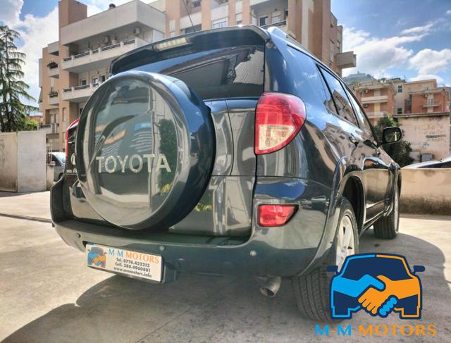 TOYOTA RAV 4 usata, con Airbag Passeggero