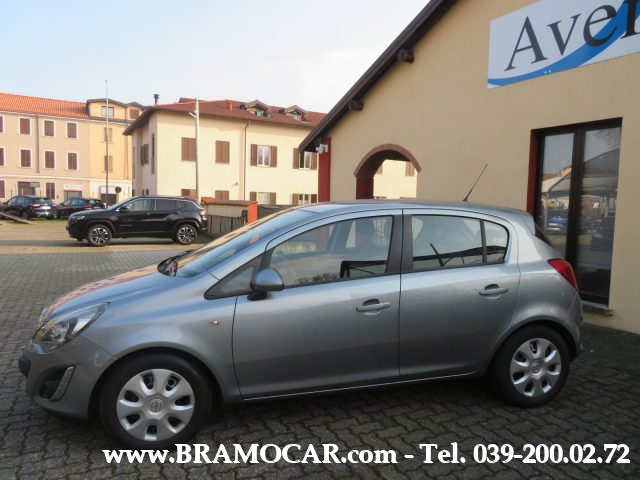 OPEL Corsa usata, con Climatizzatore