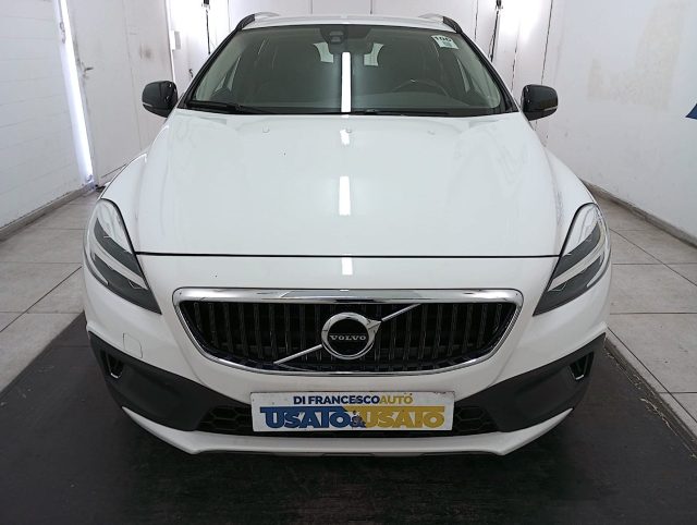 VOLVO V40 Cross Country usata, con ESP