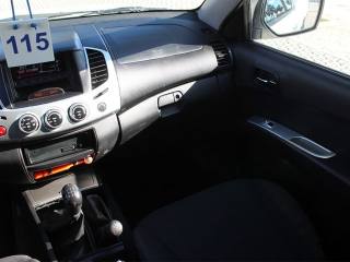 MITSUBISHI L200 usata, con Luce d