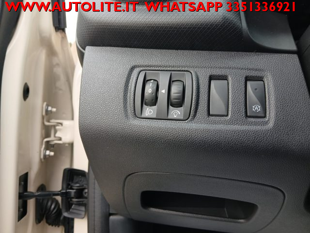RENAULT Clio usata, con Monitoraggio pressione pneumatici