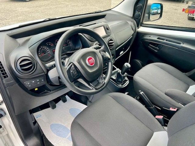 FIAT Fiorino usata, con Specchietti laterali elettrici
