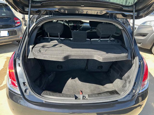 LANCIA Ypsilon usata, con Climatizzatore