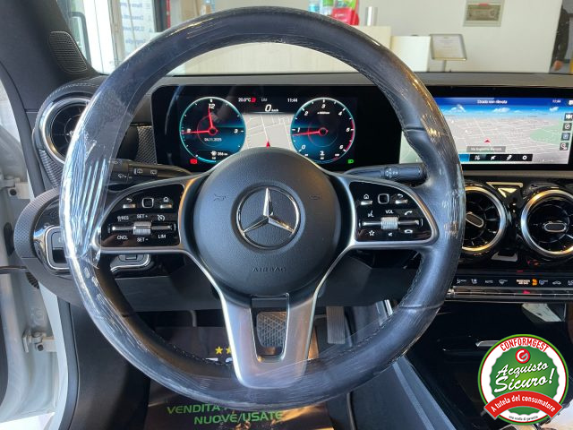 MERCEDES-BENZ CLA 180 usata, con Interni in pelle