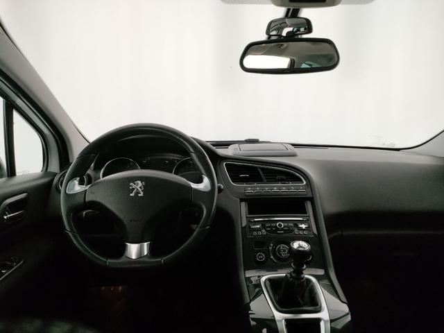 PEUGEOT 5008 usata, con Chiusura centralizzata