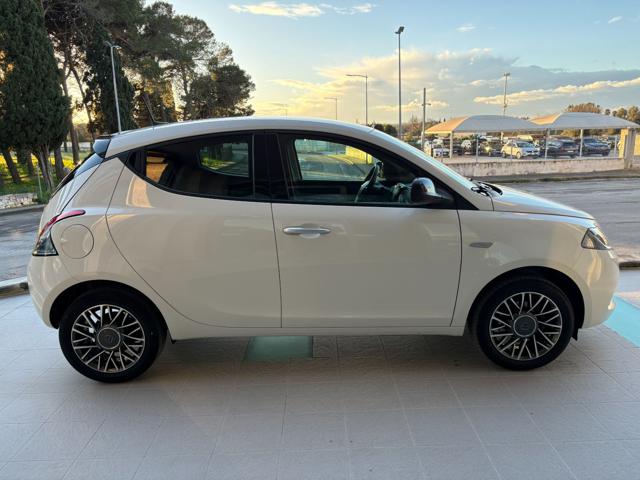 LANCIA Ypsilon usata, con Airbag Passeggero