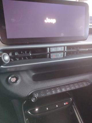 JEEP Avenger usata, con Airbag testa