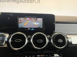 MERCEDES-BENZ GLB 200 usata, con Specchietti laterali elettrici