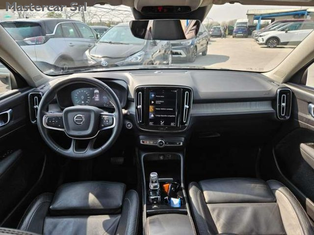 VOLVO XC40 usata, con Interni in pelle