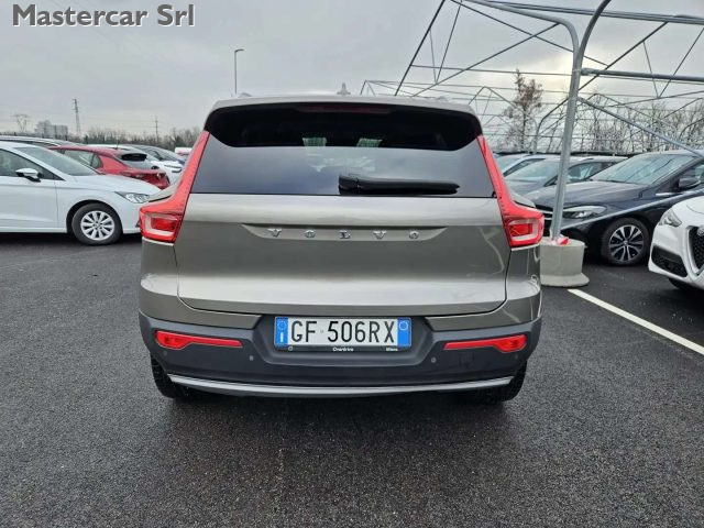 VOLVO XC40 usata, con Autoradio