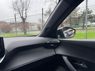 PEUGEOT 2008 usata, con Climatizzatore