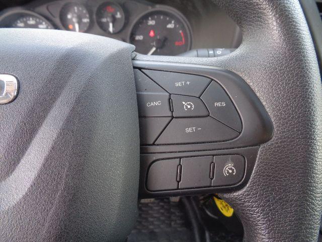 IVECO Daily usata, con MP3