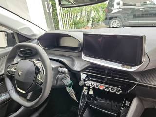 PEUGEOT 208 usata, con Vetri oscurati