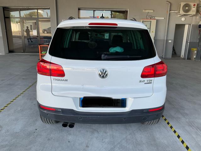 VOLKSWAGEN Tiguan usata, con Autoradio