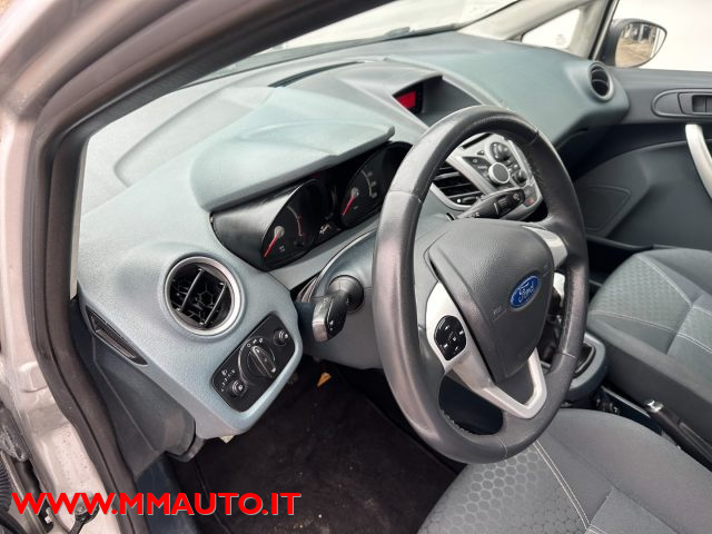 FORD Fiesta usata, con Lettore CD