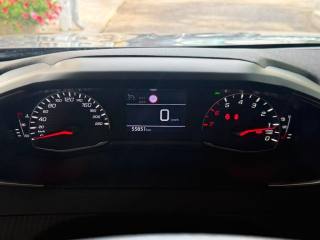 PEUGEOT 2008 usata, con Bluetooth