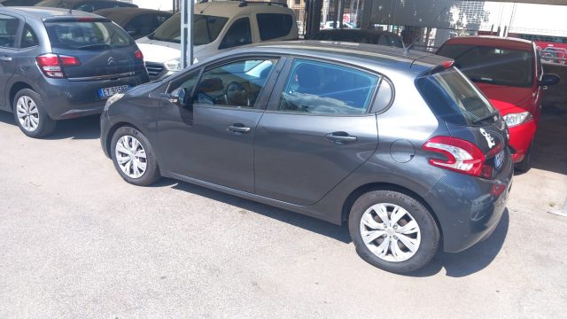PEUGEOT 208 usata, con Climatizzatore