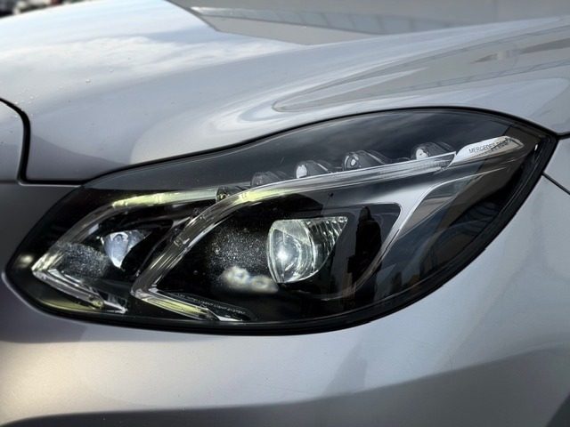 MERCEDES-BENZ E 200 usata, con Cruise Control