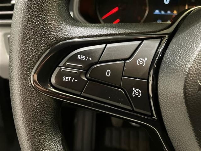 RENAULT Clio usata 17