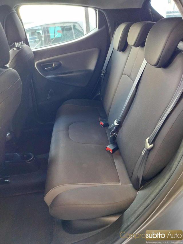 LANCIA Ypsilon usata 13
