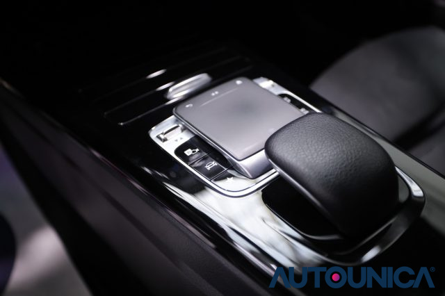 MERCEDES-BENZ A 180 usata, con Bracciolo