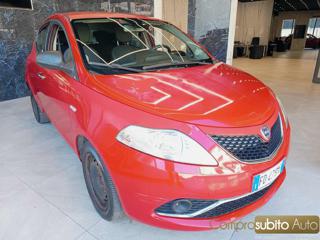 LANCIA Ypsilon usata, con Airbag