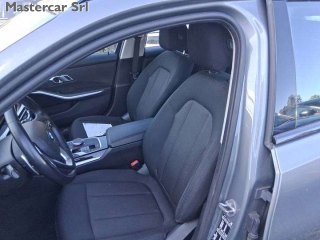 BMW 320 usata, con Autoradio
