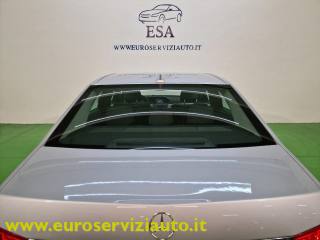 MERCEDES-BENZ E 220 usata 49