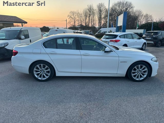 BMW 520 usata, con Autoradio