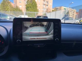 TOYOTA Yaris usata, con Fendinebbia
