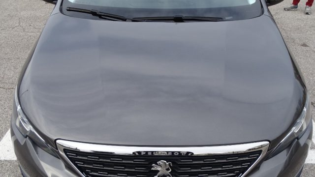 PEUGEOT 308 usata, con Sensore di luce