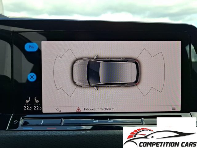 VOLKSWAGEN Golf usata, con Sistema di navigazione