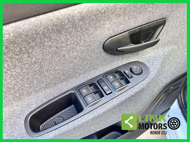 LANCIA Ypsilon usata, con Pneumatici estivi