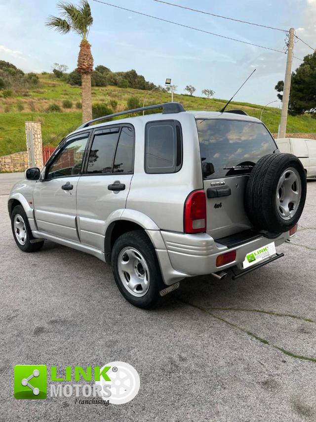 SUZUKI Grand Vitara usata, con Bracciolo