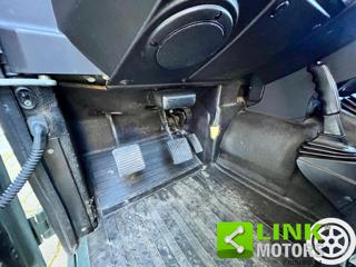 LAND ROVER Defender usata 31