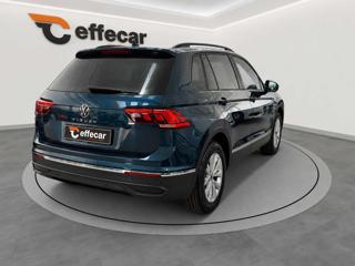 VOLKSWAGEN Tiguan usata, con Autoradio