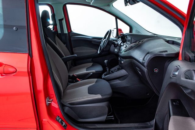FORD Tourneo Courier usata, con Servosterzo