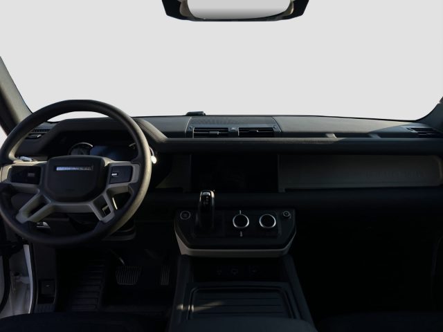 LAND ROVER Defender usata 8