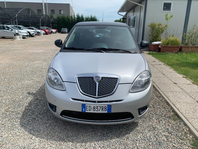 LANCIA Ypsilon usata, con Airbag