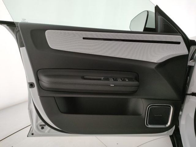 POLESTAR Polestar 4 usata, con Autoradio digitale