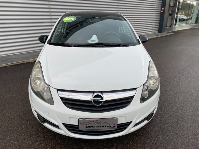 OPEL Corsa usata, con Airbag
