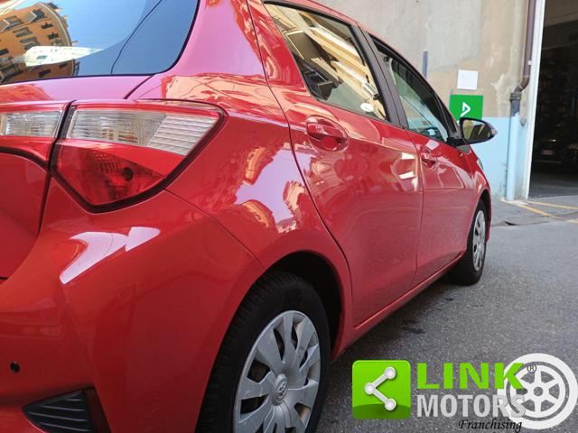 TOYOTA Yaris usata 32